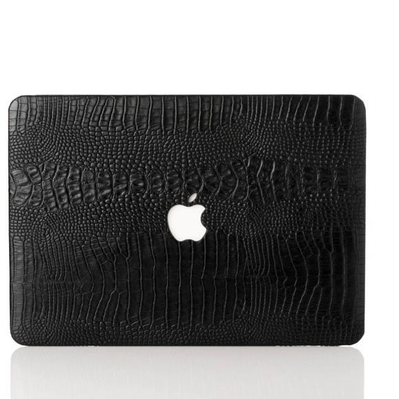 Chic Geeks MacBook Air 13" Black Faux Crocodile Case - MacBook 13" (2018-2020) - Picture 3 of 3